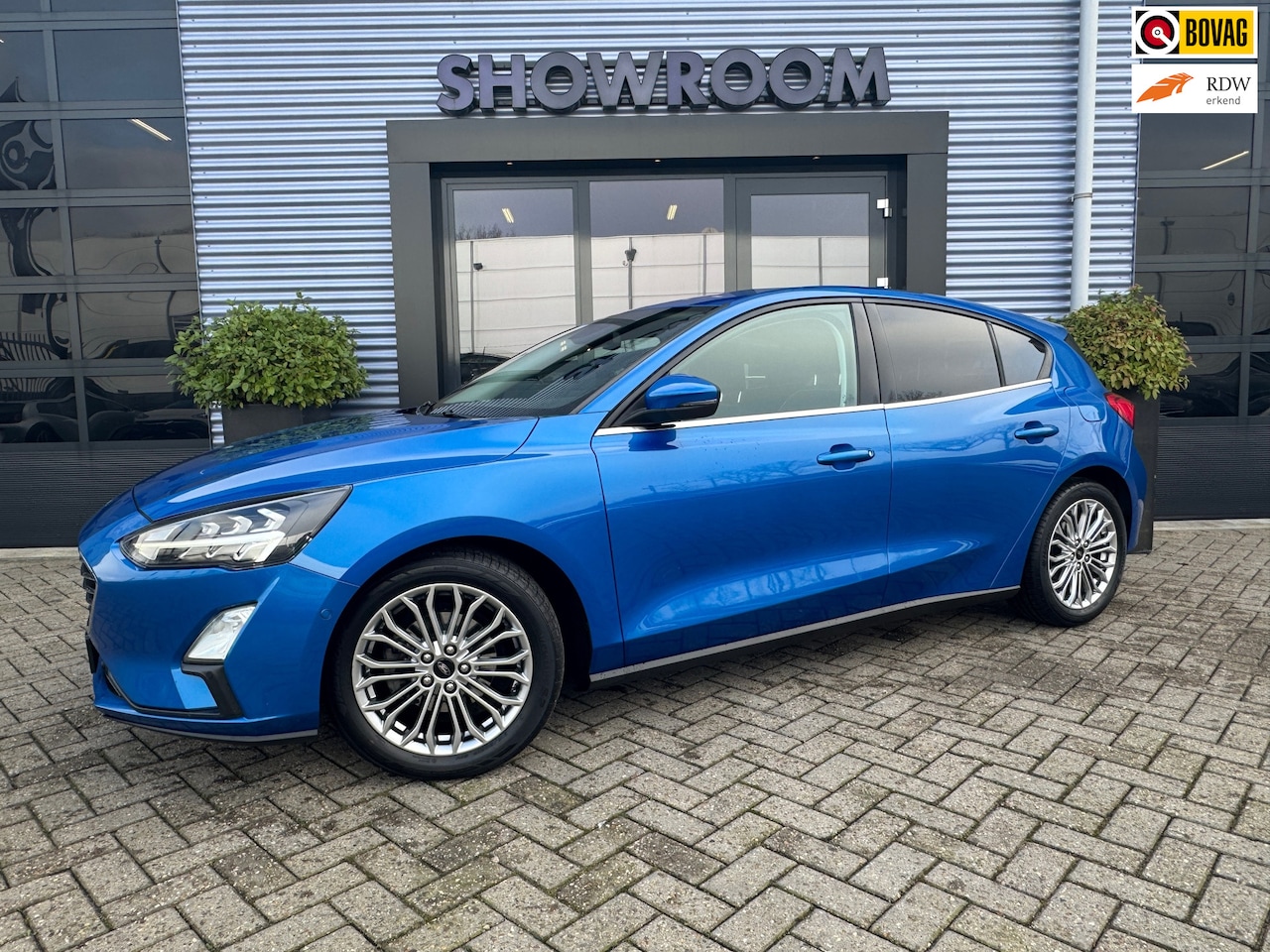 Ford Focus - 1.0 EcoBoost Titanium Business Automaat|Apple carplay|Navi|Stoel en Stuurverwarming - AutoWereld.nl