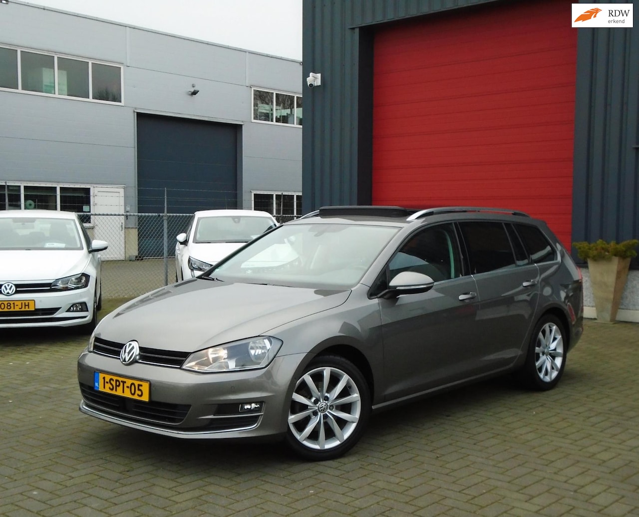 Volkswagen Golf Variant - 1.4 TSI Highline 1.4 TSI Highline,Cruise,Pano,Trekhaak - AutoWereld.nl