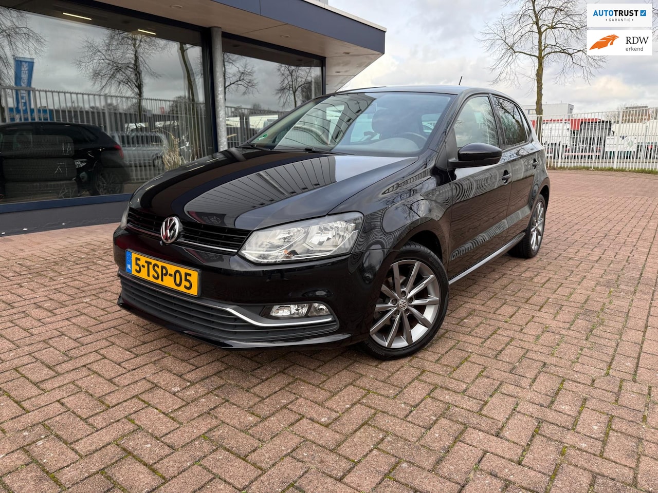 Volkswagen Polo - 1.2 TSI First Edition | Airco | Cruise | NAP - AutoWereld.nl