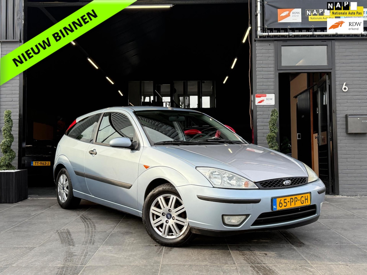 Ford Focus - 1.6-16V Futura|APK|NAP|Airco|Elek.Ramen - AutoWereld.nl