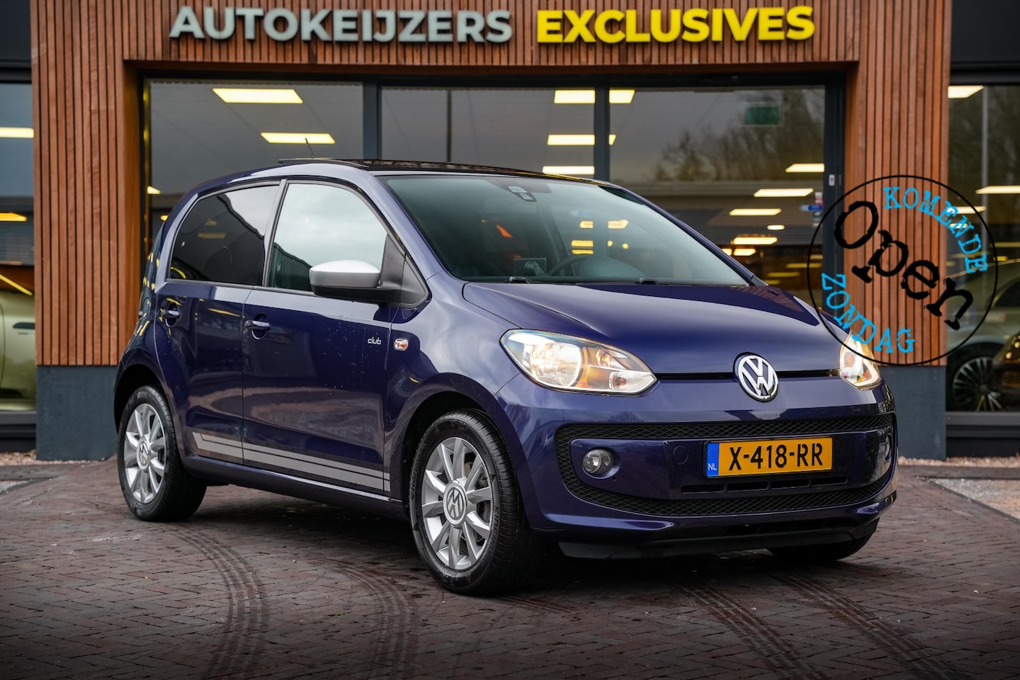 Volkswagen Up! - 1.0 high up! Pano Stoelverw. Airco Navi 15"L.M. Parkeersensoren - AutoWereld.nl