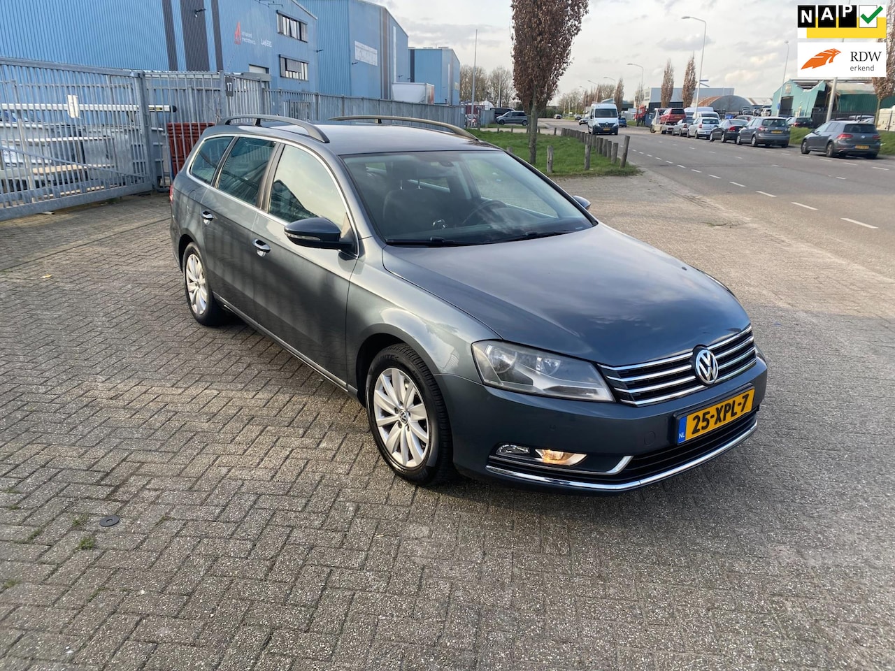 Volkswagen Passat Variant - 1.4 TSI Comfort Executive Line BlueMotion AUTOMAAT !!! - AutoWereld.nl