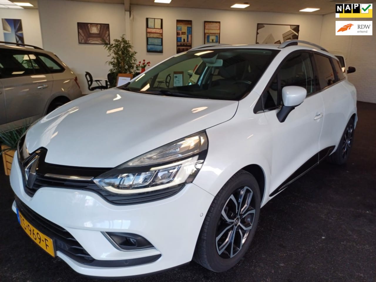 Renault Clio Estate - 0.9 TCe Intens 0.9 TCe Intens - AutoWereld.nl