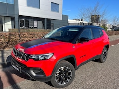 Jeep Compass - 4xe 240 Plug-in Hybrid Electric Trailhawk NAVI CRUISE-CLIMATE-CONTROL