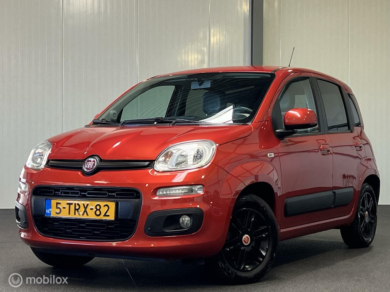 Fiat Panda - 0.9 TwinAir Lounge [ NAP trekhaak airco LM ] - AutoWereld.nl