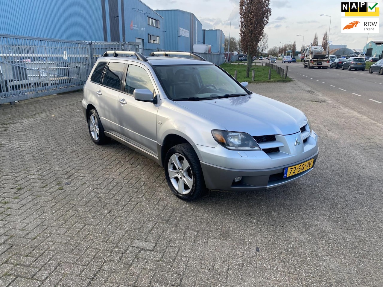 Mitsubishi Outlander Sport - 2.0 4WD Warrior - AutoWereld.nl