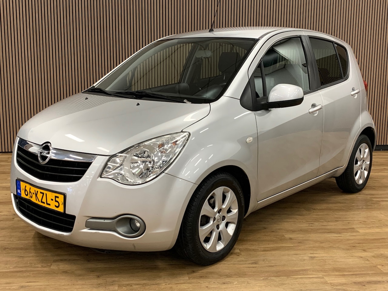 Opel Agila - 1.2 Edition|140000KM|Airco| - AutoWereld.nl