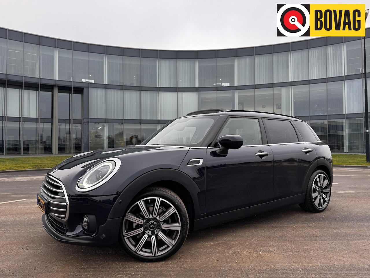 MINI Clubman - 1.5 Cooper Richmond Park Edition 1.5 Cooper Richmond Park Edition - AutoWereld.nl