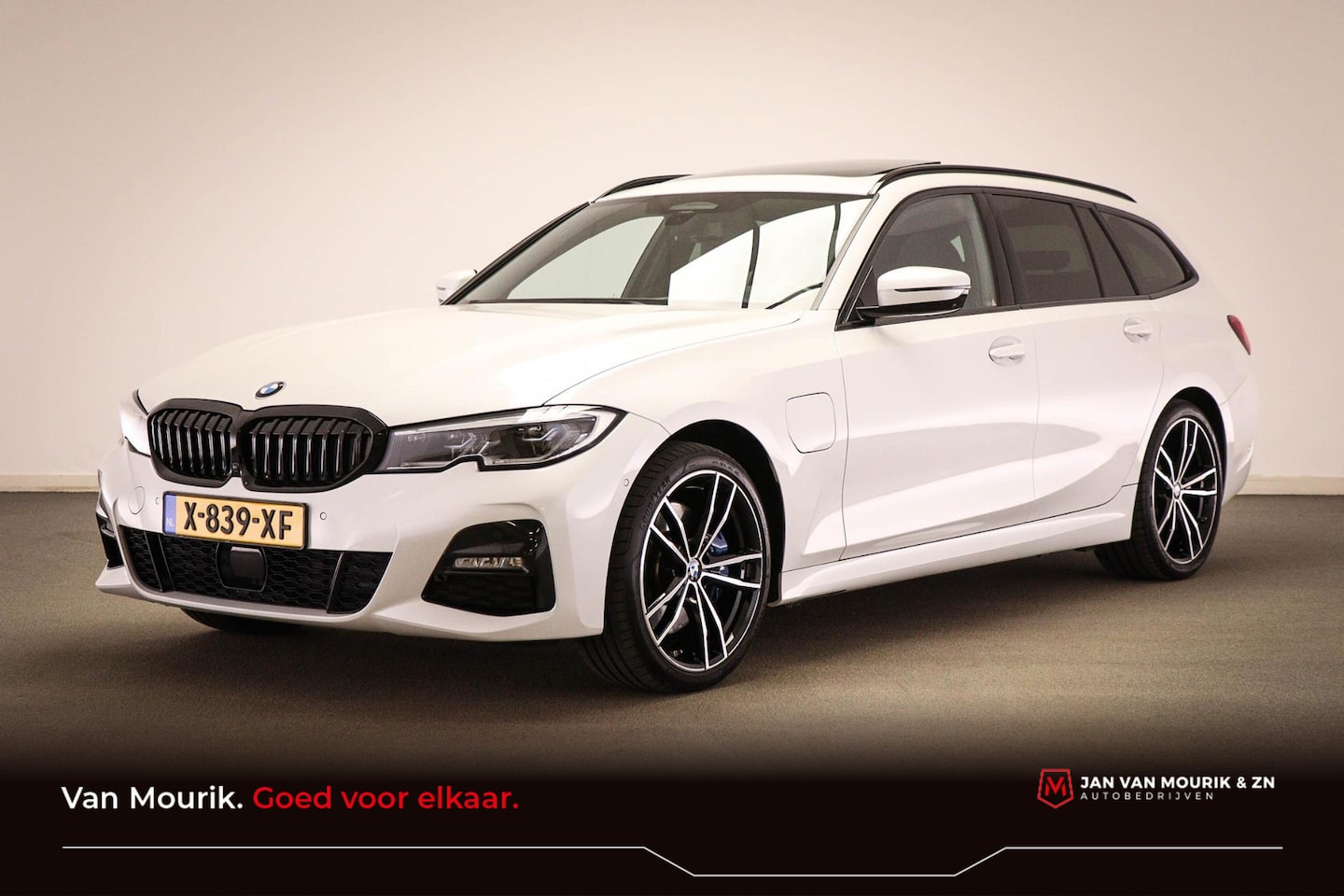 BMW 3-serie Touring - 330e M-Sport xDrive High Executive | LASER LED | PANORAMADAK | HEAD UP | 360 CAMERA - AutoWereld.nl