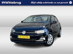 Volkswagen Polo - 1.0 TSI Comfortline / Navigartie / Airco/ Parkeersensoren V+A/ P4