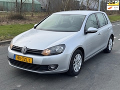 Volkswagen Golf - 1.2 TSI Trend Edition BlueMotion / AIRCO / DSG