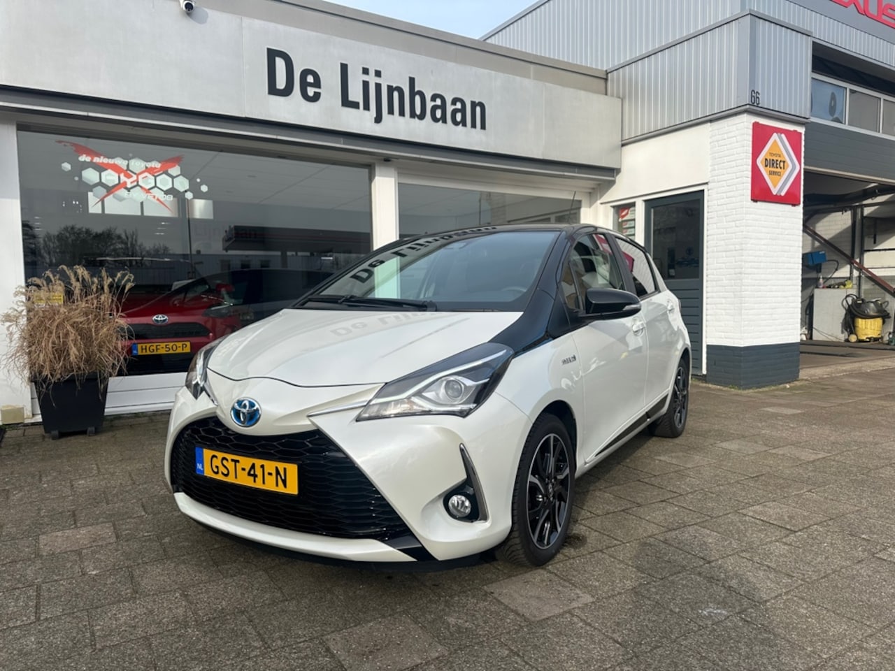 Toyota Yaris - 1.5 Hybrid Bi-Tone 1.5 Hybrid Bi-Tone - AutoWereld.nl