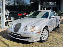 Jaguar S-type - 3.0 V6 Executive