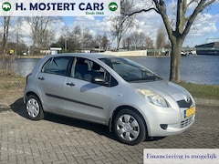 Toyota Yaris - 1.3 VVTi Sol * NIEUWE APK * TREKHAAK * NIEUWE BANDEN * DISCOUNT COLLECTIE