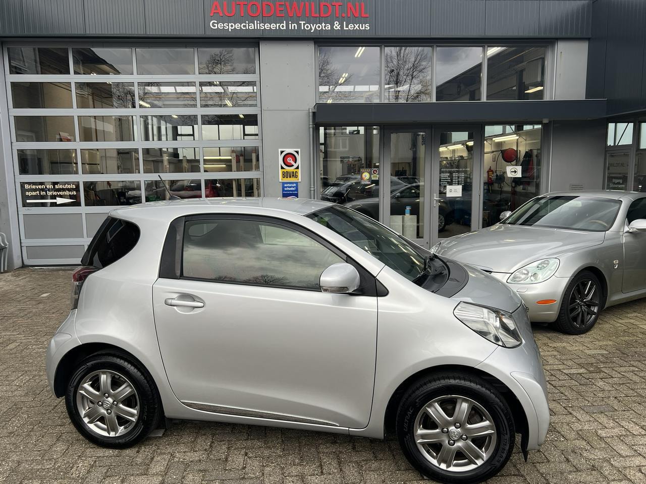 Toyota iQ - 1.0 VVT-i Aspiration 3-drs + 12 MND BOVAG - AutoWereld.nl