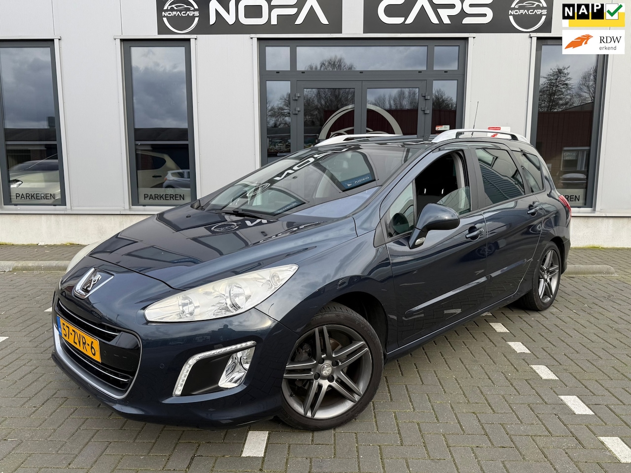 Peugeot 308 SW - 1.6 VTi Sportium|navi|trekhaak|6persoons|pdc|bluetooth - AutoWereld.nl