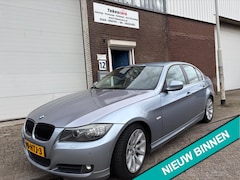 BMW 3-serie - 325i High Executive JAAR APK &LEER&218 PK