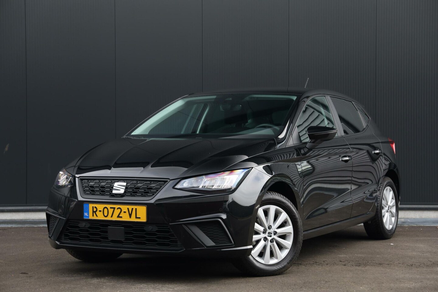 Seat Ibiza - 1.0 EcoTSI Style Business Connect Virtual Clima Cruise Stoelverwarming LED Fabrieksgaranti - AutoWereld.nl