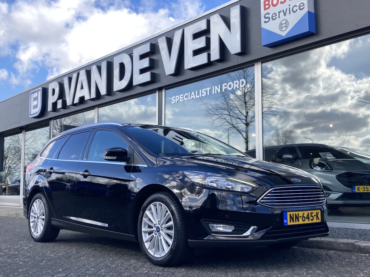 Ford Focus Wagon - 1.5 EcoBoost Titanium 150pk/110kW 6-bak | Elektr. trekhaak | Navigatie | Cruise | Climate - AutoWereld.nl