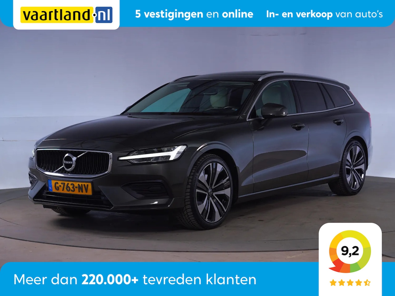 Volvo V60 - 2.0 T4 Momentum Pro Aut. [ Panorama Leder Comfortstoelen Stoelverwarming ] - AutoWereld.nl