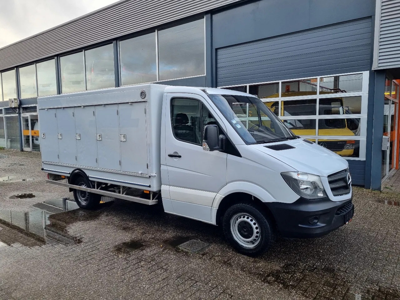 Mercedes-Benz Sprinter - 313 CDI Eiswagen/ Icecar/ Coldcar / 10 Compartimenten Euro 5B - AutoWereld.nl