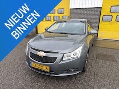 Chevrolet Cruze - 1.6 LT |NAP|Clima|APK