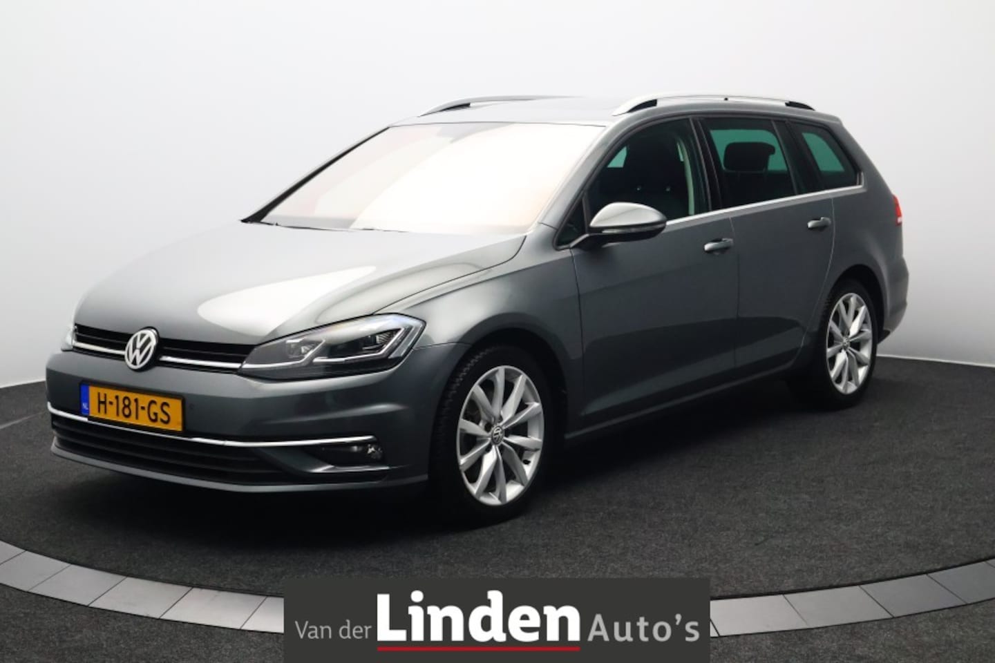 Volkswagen Golf Variant - 1.5 TSI Highline AUTOMAAT | Virtual Cockpit | Navi | Stoelverwarming | Carplay | Clima - AutoWereld.nl