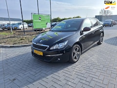 Peugeot 308 - 1.2 PureTech Style / Nette Auto / Incl set zomerbanden / Nwe APK