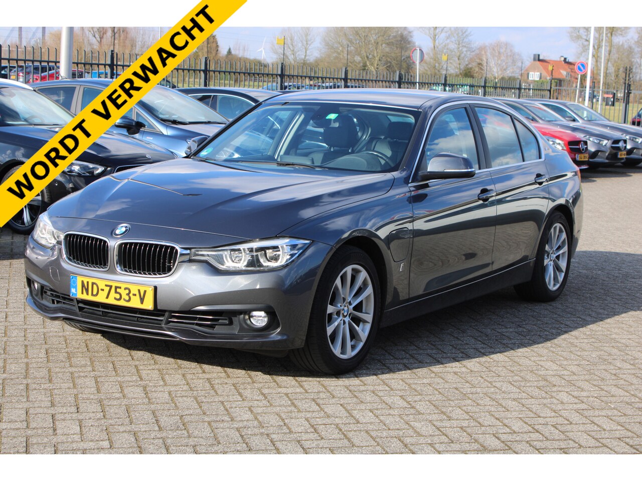 BMW 3-serie - 330e Centennial High Executive Sportline LEDER NAVI PROF. NL AUTO - AutoWereld.nl