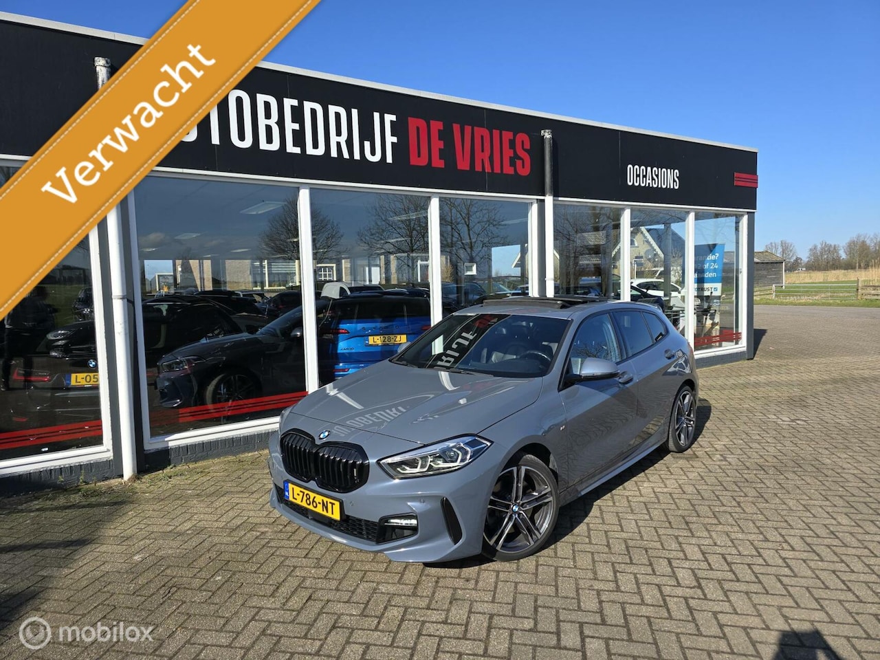 BMW 1-serie - 120i M-Sport Pano/Leder/StoelverW/Lane-Assist/NAP - AutoWereld.nl