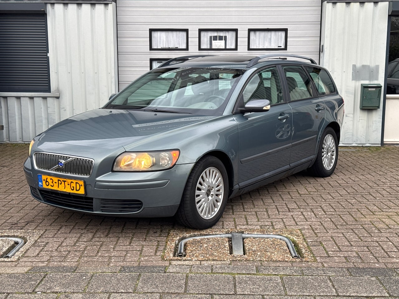 Volvo V50 - 1.8 Elite Schuifdak | Clima | Cruise | APK 04-2025 - AutoWereld.nl