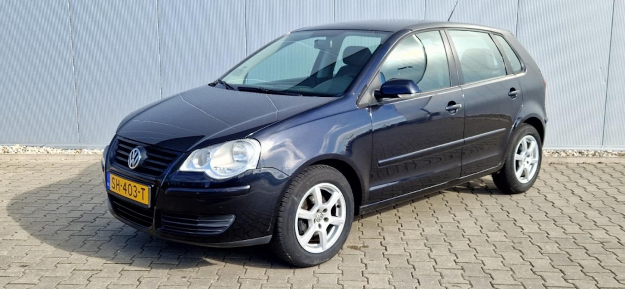 Volkswagen Polo - 1.2 i  Zuinig  5 DRS   AIRCO    NWE APK - AutoWereld.nl