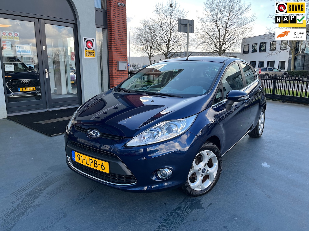 Ford Fiesta - 1.25 Titanium AIRCO LMV LAGE KMSTAND - AutoWereld.nl