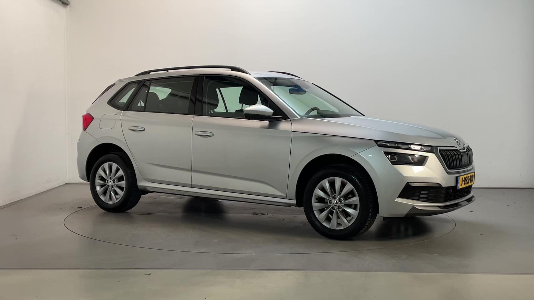 Skoda Kamiq - 1.0 TSI 116pk DSG Business Edition LED Stoelverwarming Climate Control - AutoWereld.nl