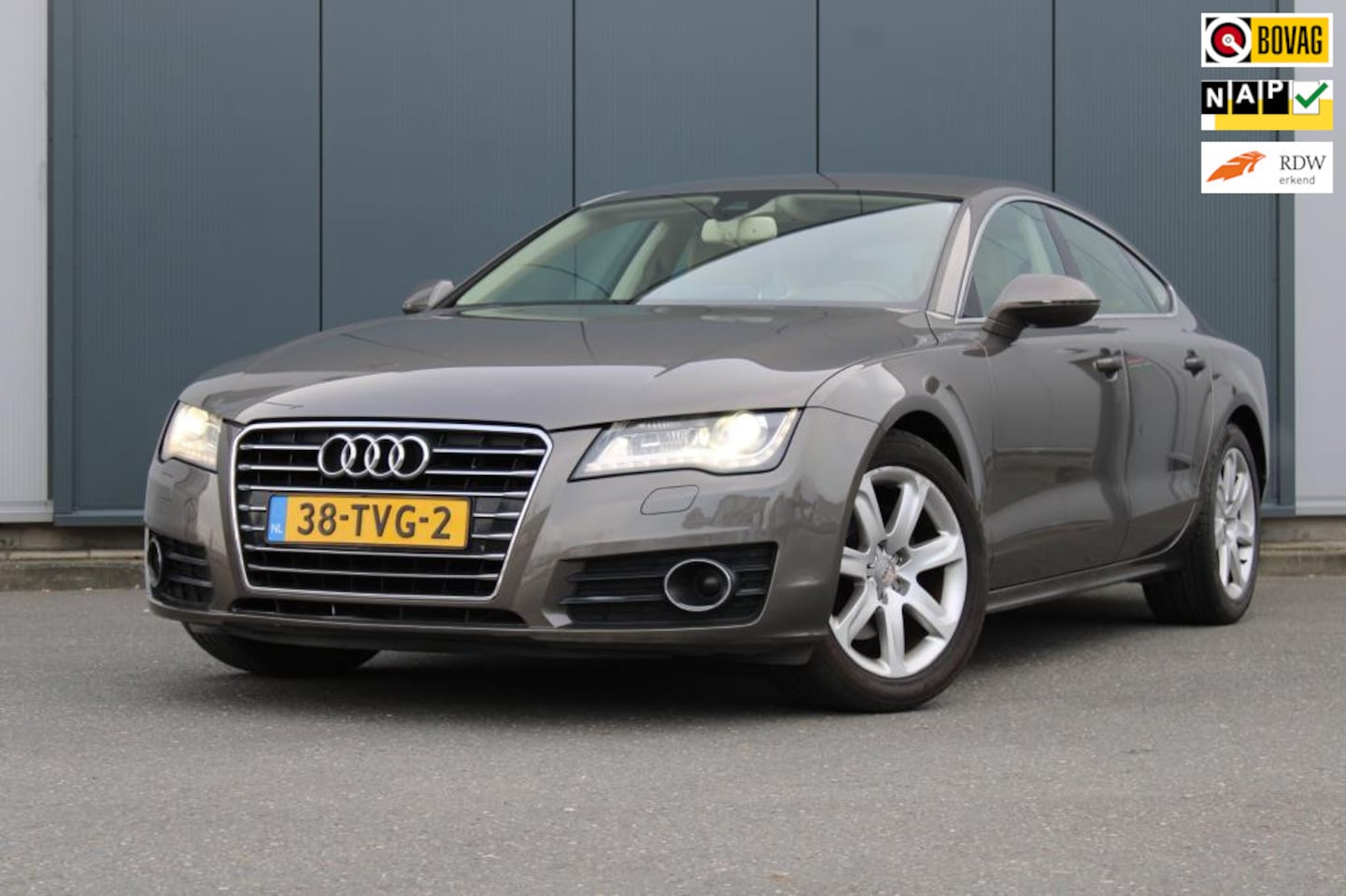 Audi A7 Sportback - 2.8 FSI Pro Line plus 2.8 FSI Pro Line plus, Lederen interieur, Stoelverwarming, Camera, Bose audio - AutoWereld.nl