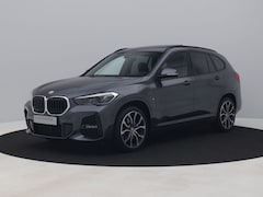 BMW X1 - xDrive25e High Executive Edition | PANO | CAMERA | KEYLESS | STOELVERW