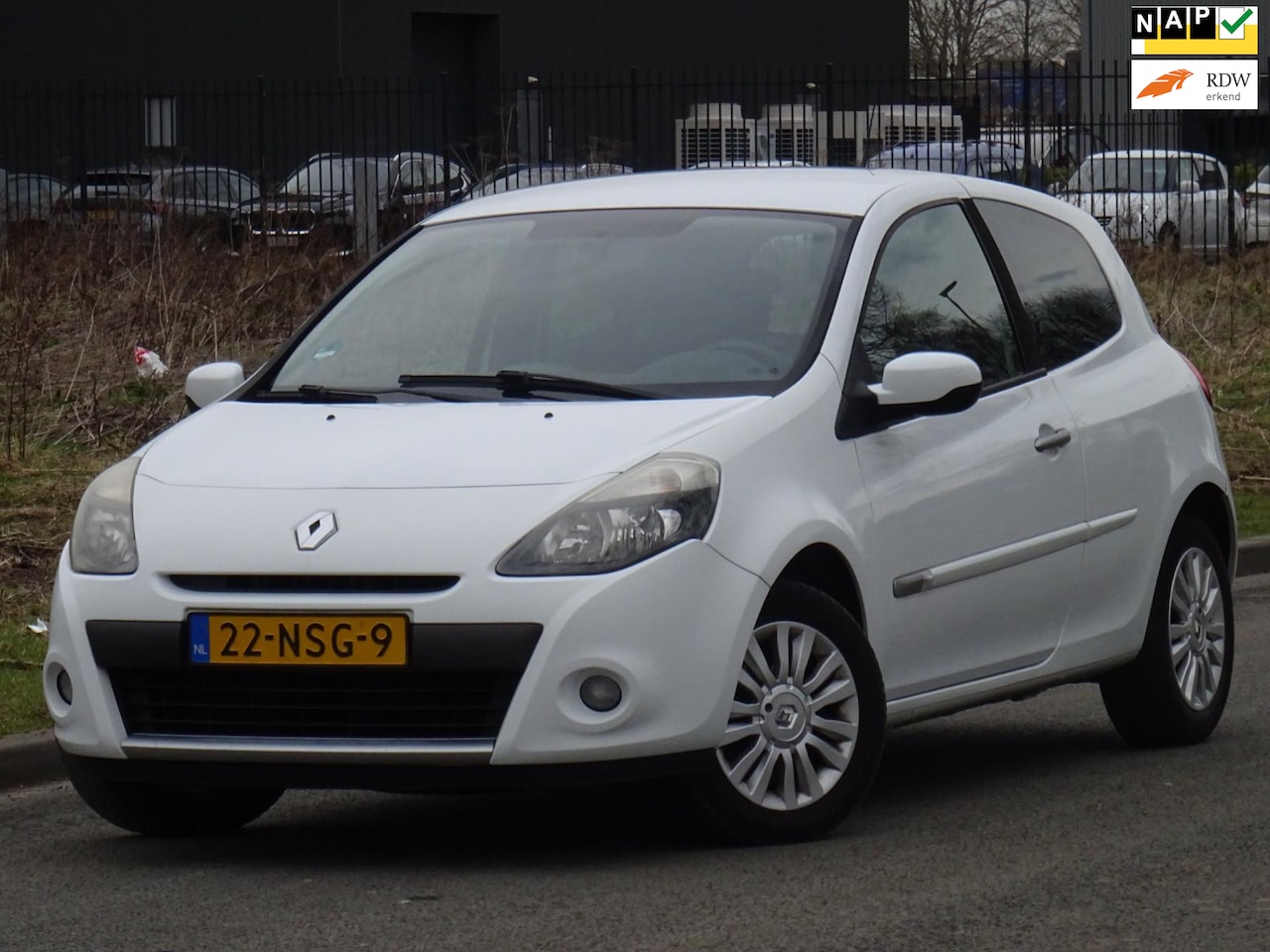 Renault Clio - 1.2 Collection BJ2010 NAP/AIRCO/CRUISE/APK - AutoWereld.nl