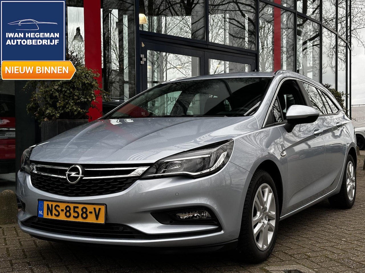 Opel Astra Sports Tourer - 1.4 Online Edition | Trekhaak | Navi | ECC | PDC + Camera | Cruise Control - AutoWereld.nl