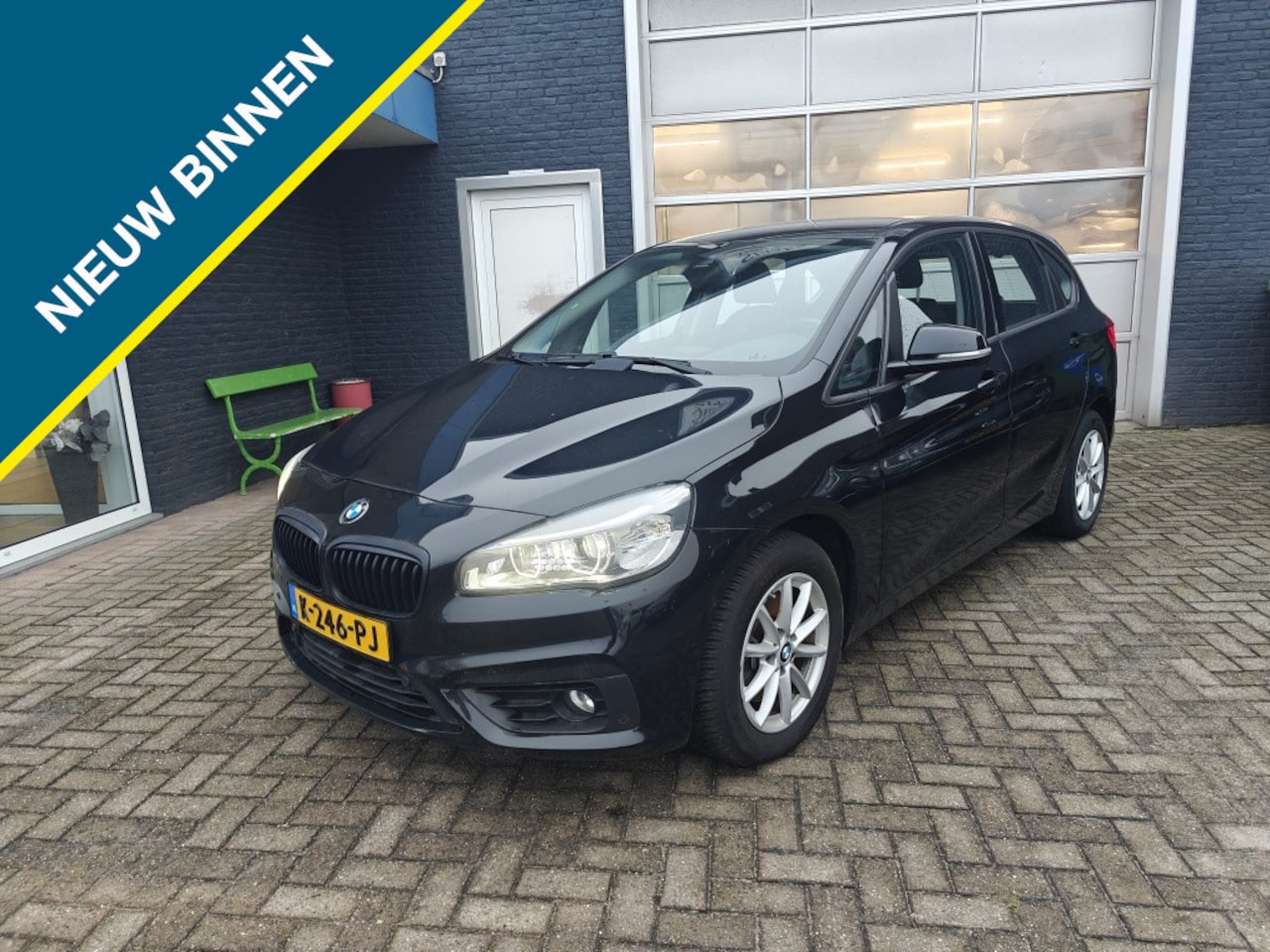 BMW 2-serie Active Tourer - Luxury Navi, 218i Luxury - AutoWereld.nl