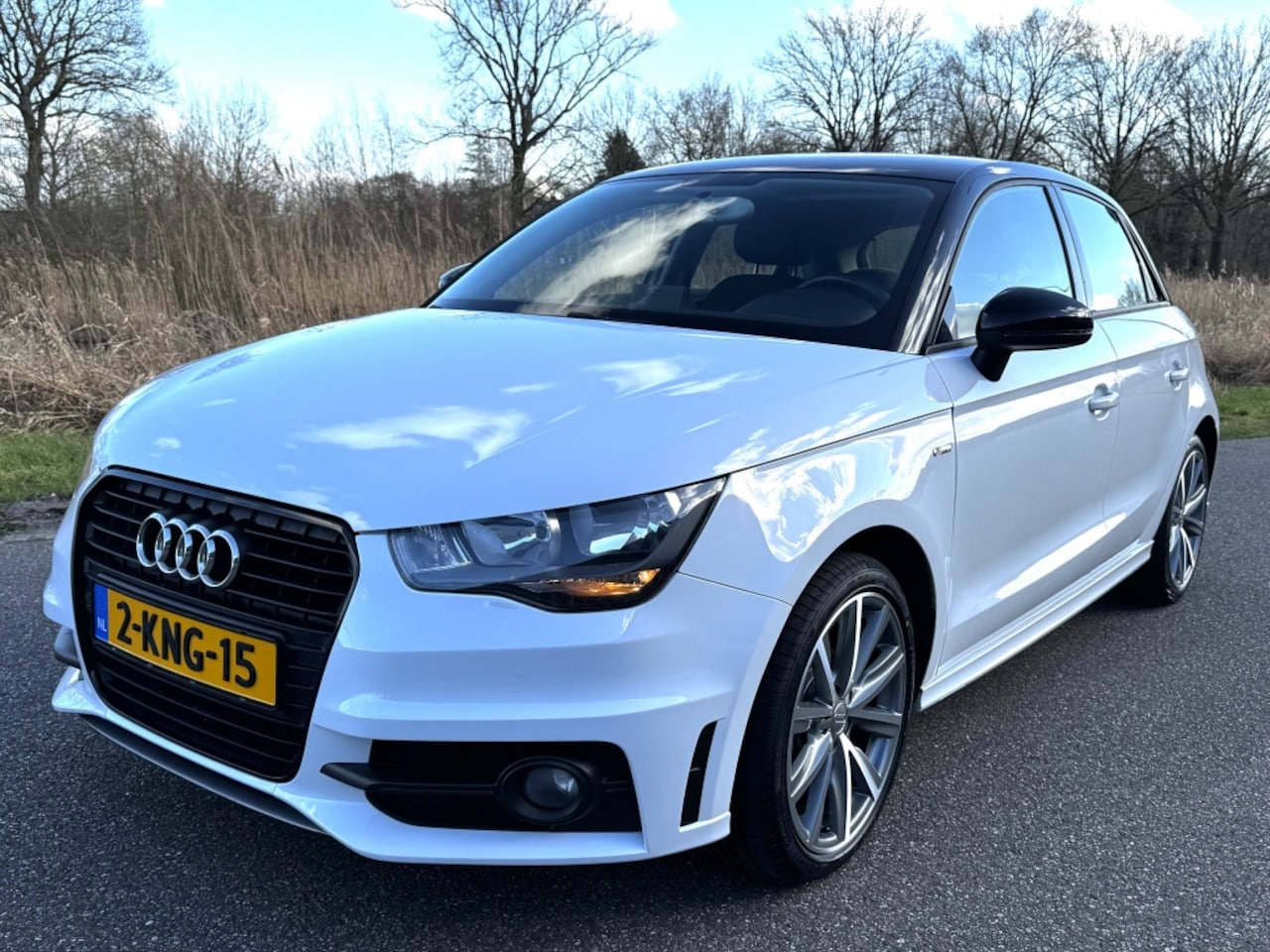 Audi A1 Sportback - 1.2 TFSI Admired S-Line Navigatie - AutoWereld.nl