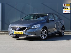 Volvo V40 - 1.6 D2 Kinetic, Stoelverwarming, Climate Control, Cruise Control, Navigatie