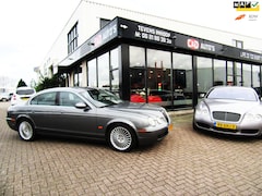 Jaguar S-type - 3.0 V6 iDition 2006 ORIG NL NAVI LEDER TOPSTAAT