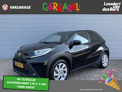 Toyota Aygo X - 1.0 VVT-i MT First Apple Carplay/Android Auto | Camera | ECC | DAB | Stoel verwarming