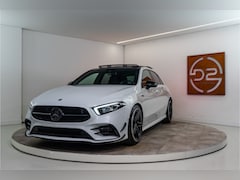 Mercedes-Benz A-klasse - A 180 AMG 136PK | A45S Pakket | Sterrenhemel | Pano | Sfeer | 12 MND Garantie