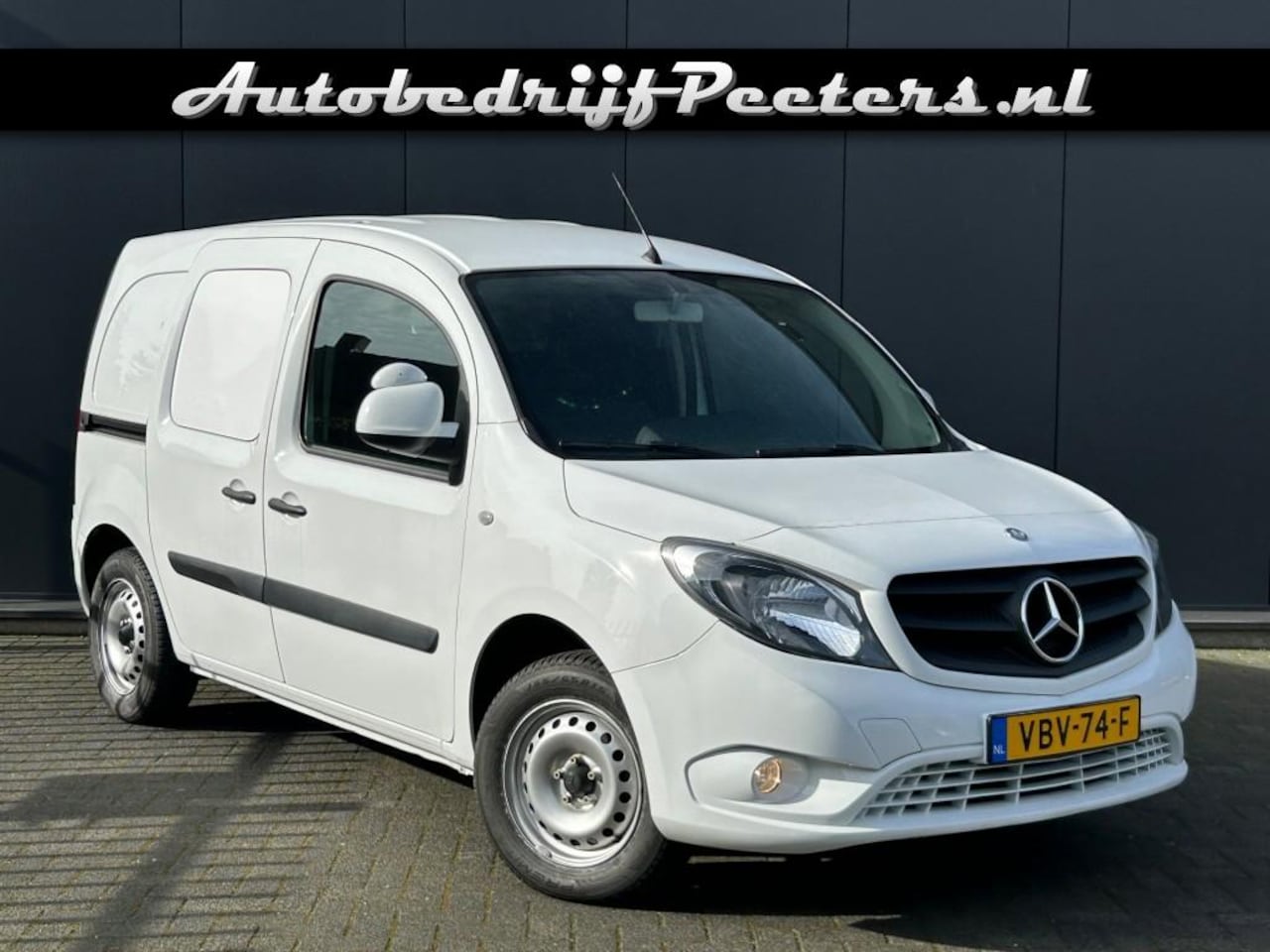 Mercedes-Benz Citan - 108 CDI Airco Navigatie PDC Achterdeuren - AutoWereld.nl