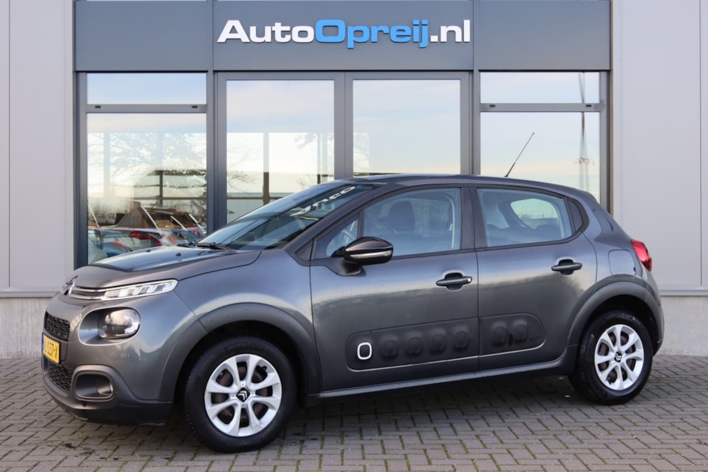 Citroën C3 - 1.2 PureTech SenS 110pk Feel AUTOMAAT Cruise, NAVI - AutoWereld.nl