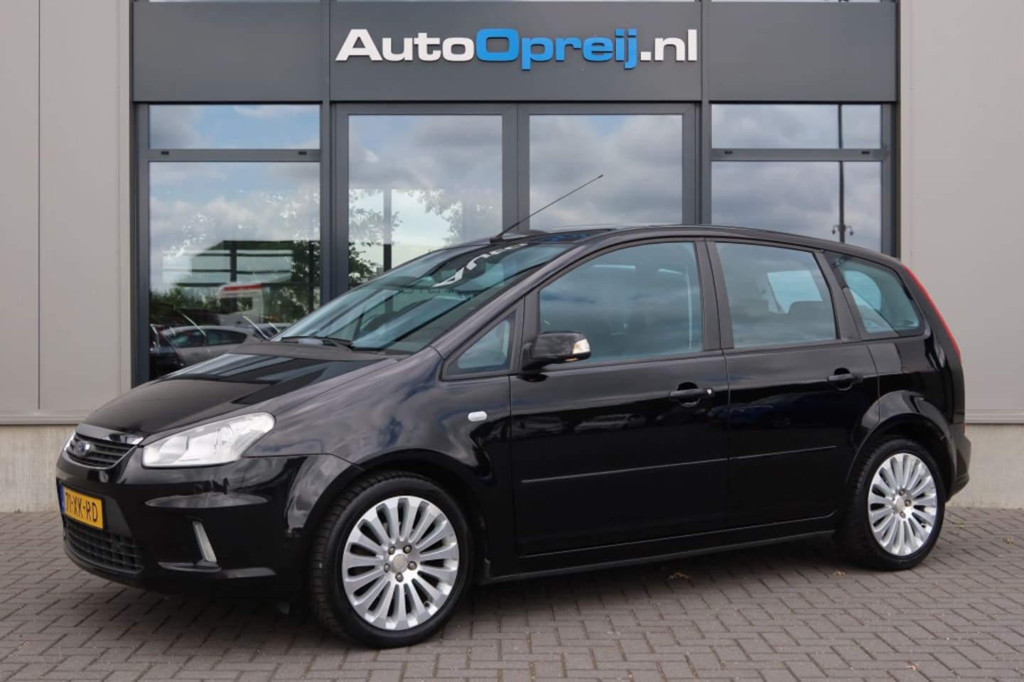 Ford Focus C-Max - C-Max 1.6 16V 101pk Titanium Clima, NAVI, Voorruitverwarming. - AutoWereld.nl