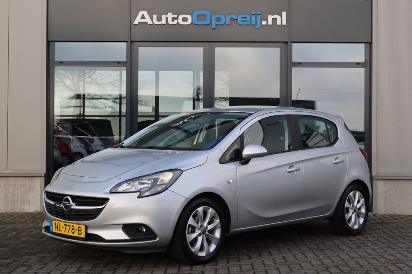 Opel Corsa-e - 1.4 Edition 5drs. 90pk Airco, Cruise, Stoel / stuur verwarming - AutoWereld.nl