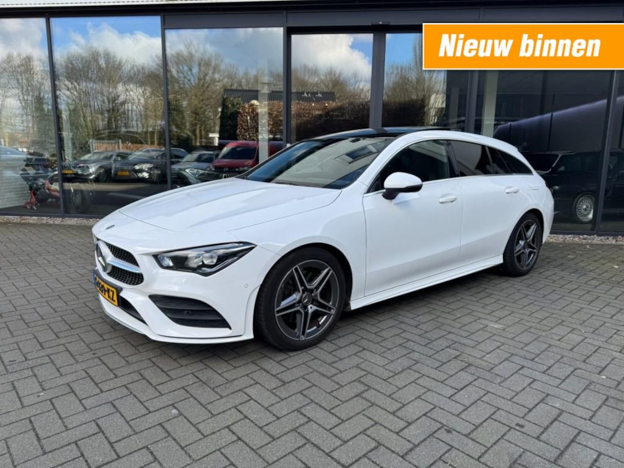 Mercedes-Benz CLA-klasse Shooting Brake - 200 AMG Line Shooting Brake 200 AMG LINE,Schuifdak,LED,Widescreen,Camera,Carp - AutoWereld.nl