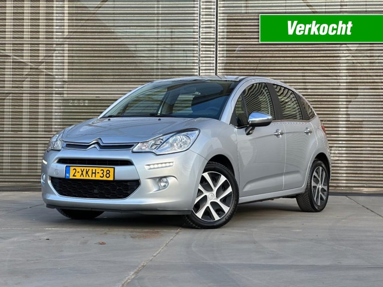 Citroën C3 - 1.0 VTI COLLECTION AIRCO/HALF LEER/LM VELGEN LAGE KM !! - AutoWereld.nl